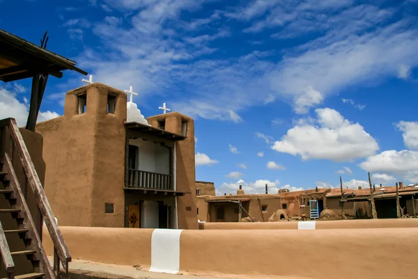 San geronimo kaplicy w taos pueblo, Stany Zjednoczone Ameryki — Zdjęcie stockowe