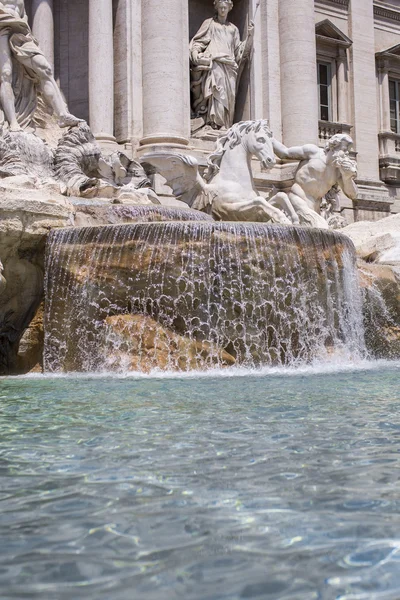 Trevi fontän i Rom, Italien — Stockfoto