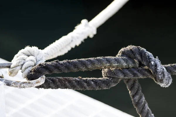 Cables para barcos —  Fotos de Stock