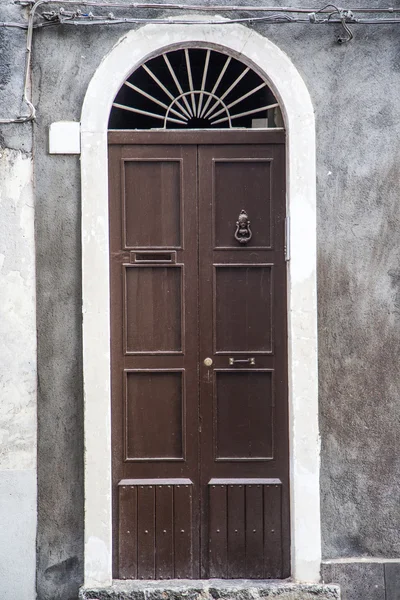 Πόρτα από τη Σικελία — Φωτογραφία Αρχείου