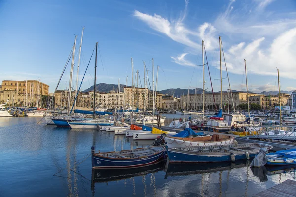 Hamnen cala — Stockfoto