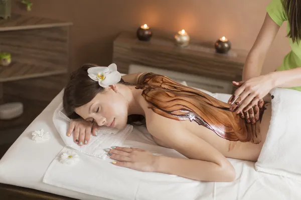 Varm choklad massage — Stockfoto