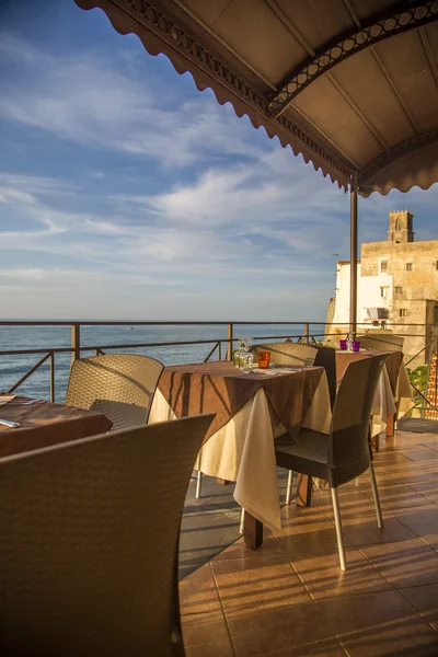 Restaurace v cefalu, Sicílie — Stock fotografie