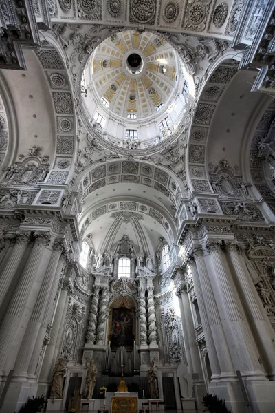 神的教会的圣 Cajetan (Theatinerkirche 圣 Kajetan) — 图库照片