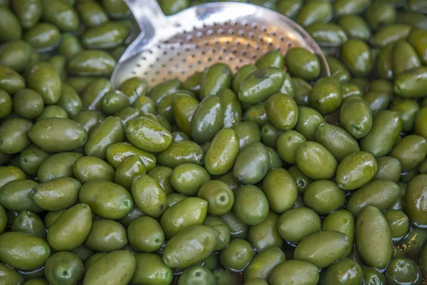 Green olives — Stock Photo, Image