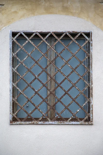 Vieja ventana sicliana — Foto de Stock