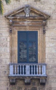 eski siclian pencere