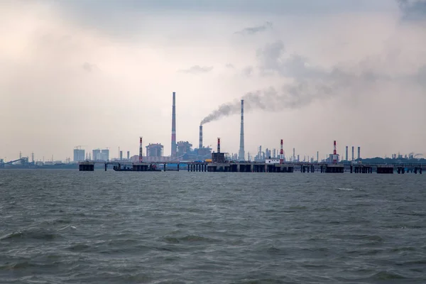 Ocean View Gas Power Plant Trombay Mumbai India — Stock Photo, Image