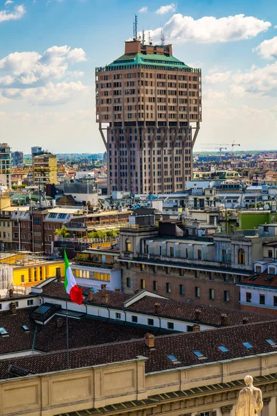 Vista Torre Velasca Arranha Céu Construído Década 1950 Milão Itália — Fotografia de Stock