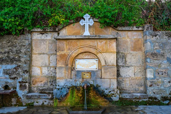 Vista Fonte Bebida Mosteiro Bukovo Perto Negotin Leste Sérvia — Fotografia de Stock