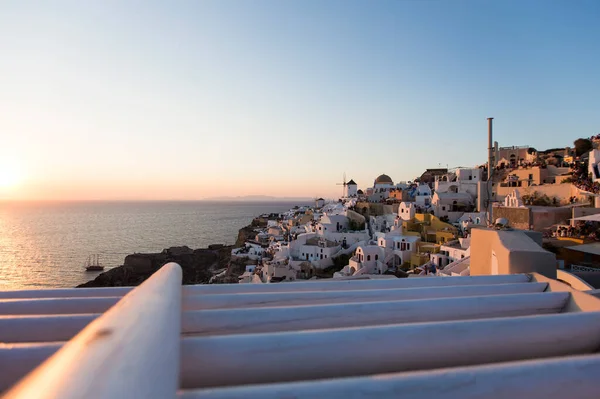 Uitzicht Oia Dorp Santorini Eiland Griekenland Bij Zonsondergang — Stockfoto