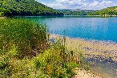 Doğu Sırbistan 'daki Zajacar yakınlarındaki Grliste gölüne bak