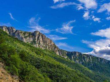 Sırbistan'ın Cerdap kentindeki Tuna geçidinde manzara