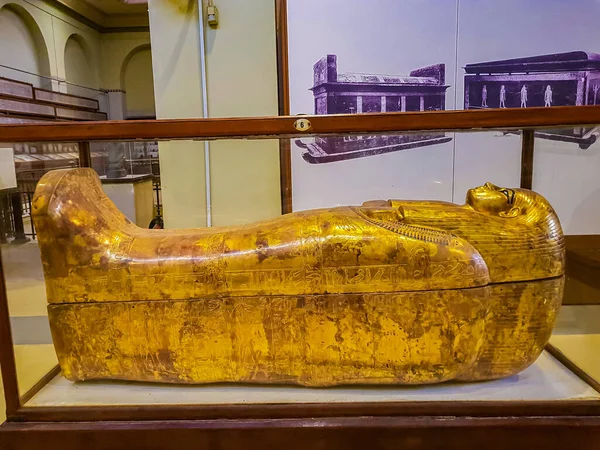 Kair Egipt Grudnia 2021 Trumna Mumii Thuya Muzeum Egipskiego Kairze — Zdjęcie stockowe
