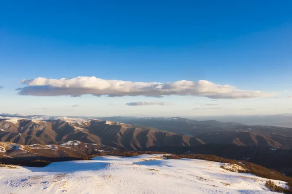 Vista Aérea Montaña Soleado Día Invierno —  Fotos de Stock