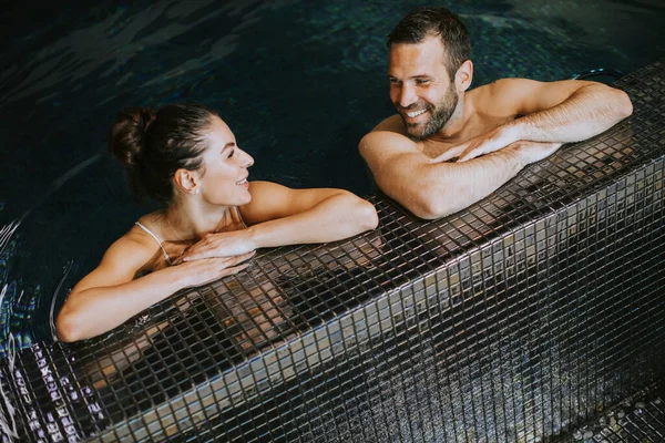 Handsome Youple Relaxing Indoor Swimming Pool — Stock Photo, Image