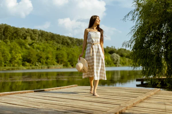 Young Woman Walking Wooden Pier Calm Lake Hot Summer Day — Stock Photo, Image