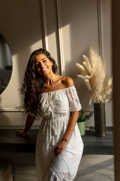 Young Curly Hair Woman Standing Room —  Fotos de Stock