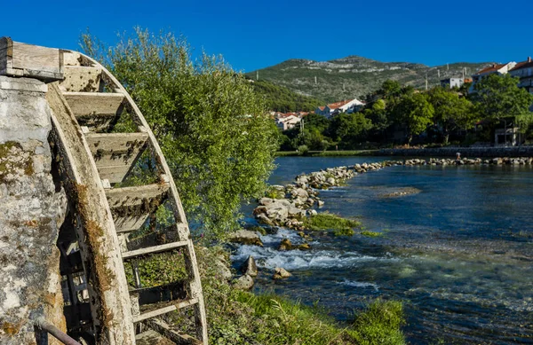 Staré Vodní Kolo Řece Řece Trebisnjica Trebinje Bosna Hercegovina — Stock fotografie