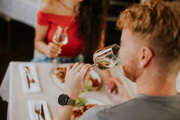 Handsome Young Couple Having Lunch White Wine Restaurant — Zdjęcie stockowe