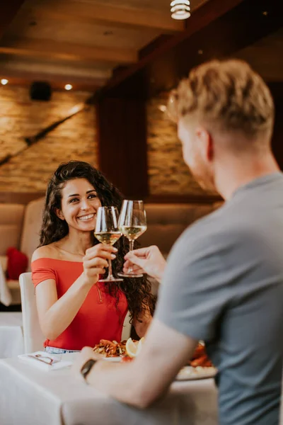 Handsome Young Couple Having Lunch White Wine Restaurant — Stok fotoğraf