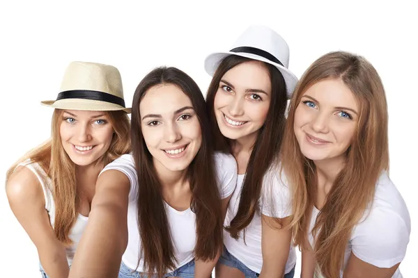 Meninas fazendo auto-retrato com um smartphone — Fotografia de Stock