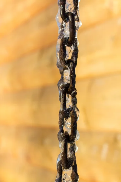 Rusty chain covered with ice crusted — Stock Photo, Image