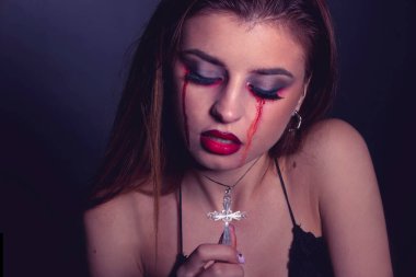 Kanlı gözyaşları Cadılar Bayramı 'nı kapatıyor. 