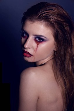 Kanlı gözyaşları Cadılar Bayramı 'nı kapatıyor. 