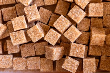 Esmer Şeker Küpleri kapatın