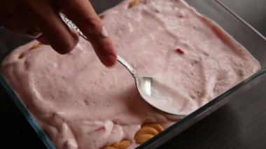 strawberry homemade ice cream with cookies