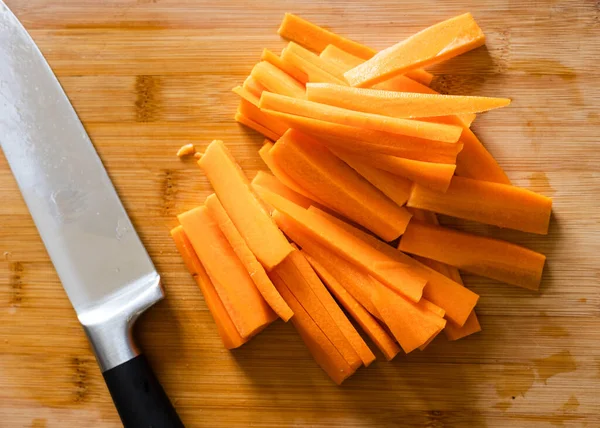Сократить Свежую Морковь Близко — стоковое фото