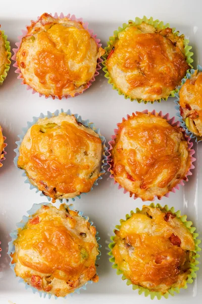 Primer Plano Muffins Salados Con Queso Con Verduras — Foto de Stock