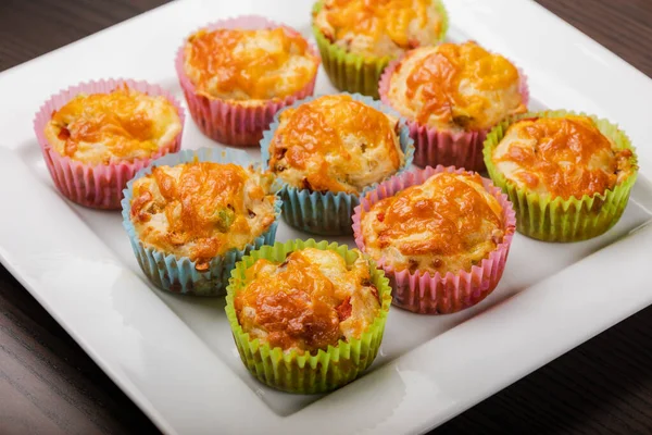 Primer Plano Muffins Salados Con Queso Con Verduras — Foto de Stock