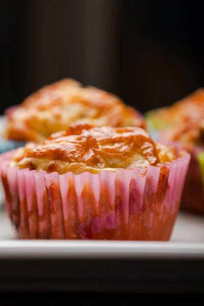 Primer Plano Muffins Salados Con Queso Con Verduras —  Fotos de Stock