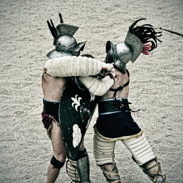 Gladiators on the arena of Roman Amphitheater of Tarragona, Spai — Stock Photo, Image