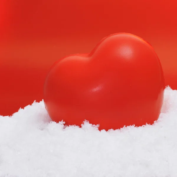 Srdce na sněhu — Stock fotografie