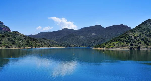Siurana su deposu tarragona ilinde, İspanya — Stok fotoğraf