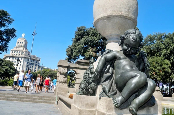 Na Plaza catalunya v Barceloně, Španělsko — Stock fotografie