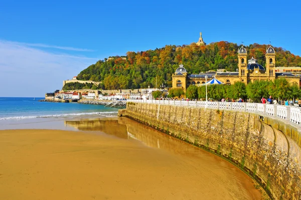 Plaża La Concha w San Sebastian, Hiszpania — Zdjęcie stockowe