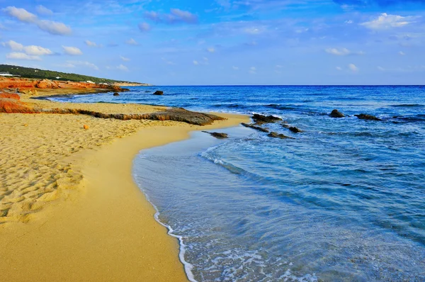 Plaży Migjorn na wyspie formentera, Baleary, Hiszpania — Zdjęcie stockowe