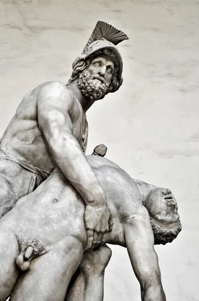 Menelao apoyando el cuerpo de Patroclo, en la Loggia dei Lan — Foto de Stock