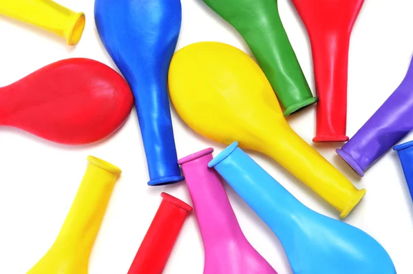 Uninflated ballonnen van verschillende kleuren — Stockfoto
