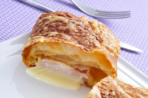 Ham and cheese croissant — Stock Photo, Image
