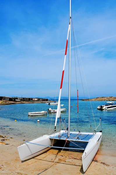 Cala Sa Roqueta en Formentera, Islas Baleares, España —  Fotos de Stock