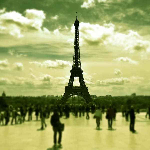 The Eiffel Tower in Paris, France — Stock Photo, Image