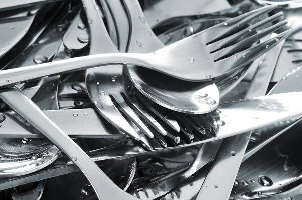 столовые приборы