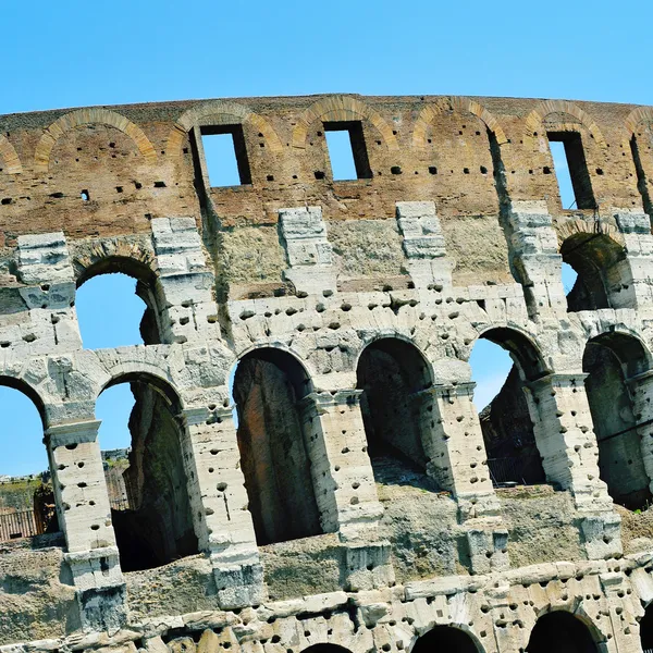 El Coliseo en Roma, Italia — Foto de Stock