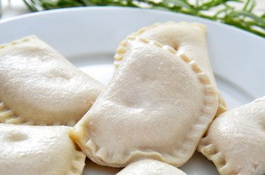 İspanyol empanadillas, küçük et veya orkinos pies
