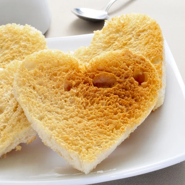Herzförmige Toasts — Stockfoto